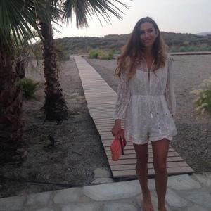 Meet your Posher, Lucy